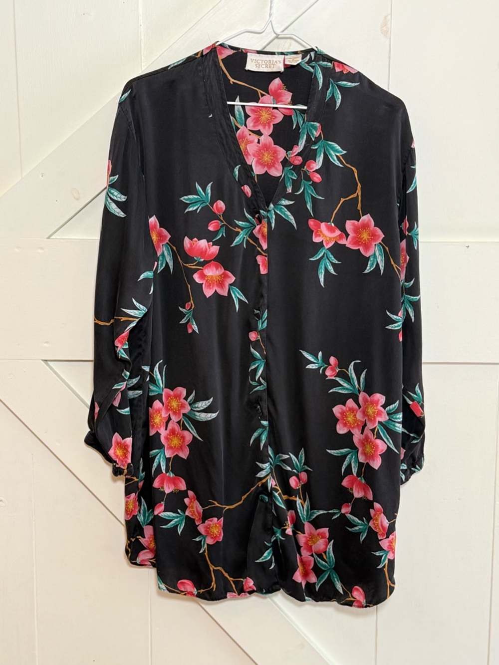 Vintage Victoria’s Secret 100% Silk Floral Robe Gown Medium